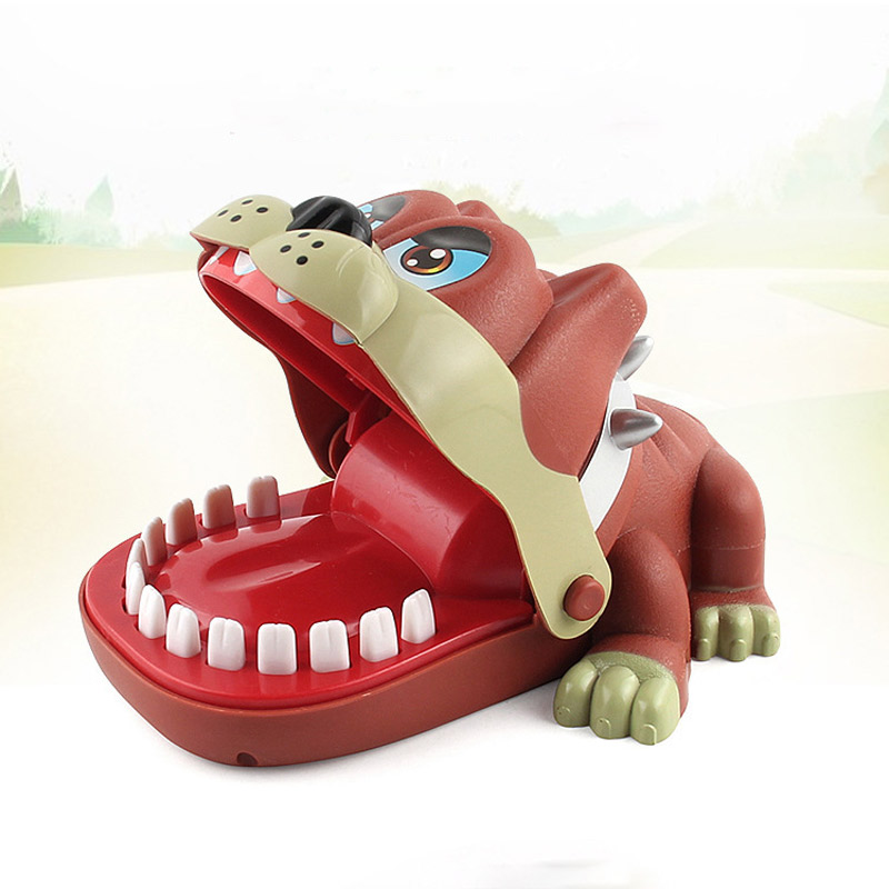 Biting Dog Lucky French Bulldo - Party Games Usa recensie en prijs
